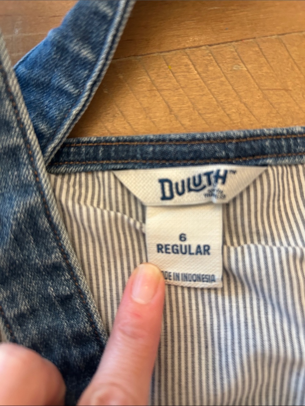 Duluth Trading Co Denim Bib Overalls Jumpsuit - Blue - Picture 2 of 9